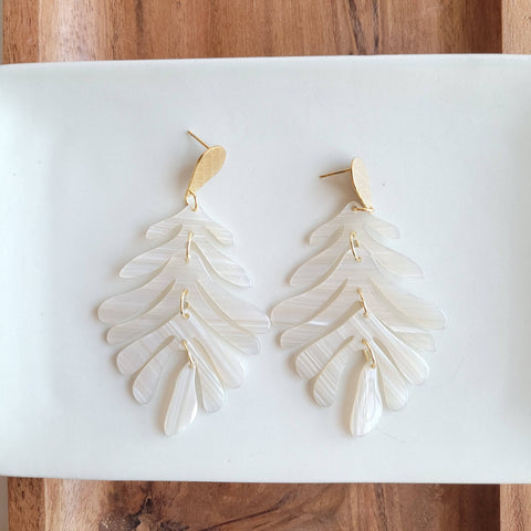 Palm Earrings - Seashell
